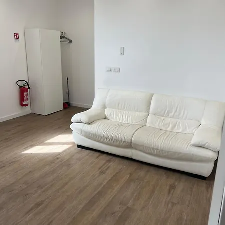 Scilia Casa Daire *